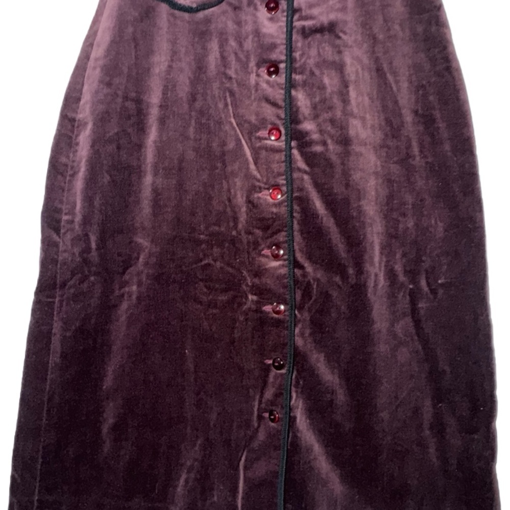 That’s Me Vintage Velvet Burgundy Skirt
